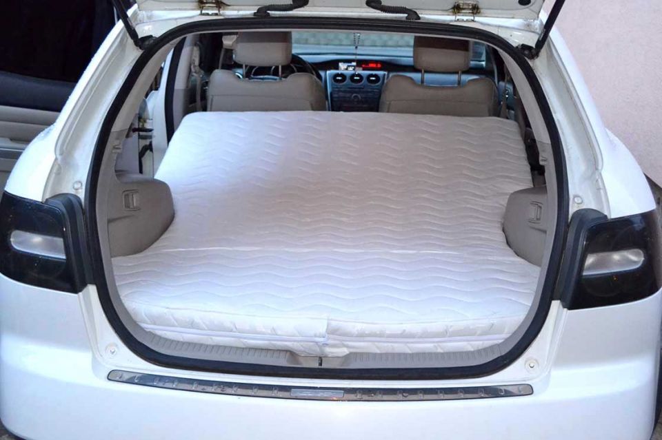 Výroba matracov na mieru. Matrace do auta matrac do auta na spanie (matrac do kufra auta).Úprava auta na spanie